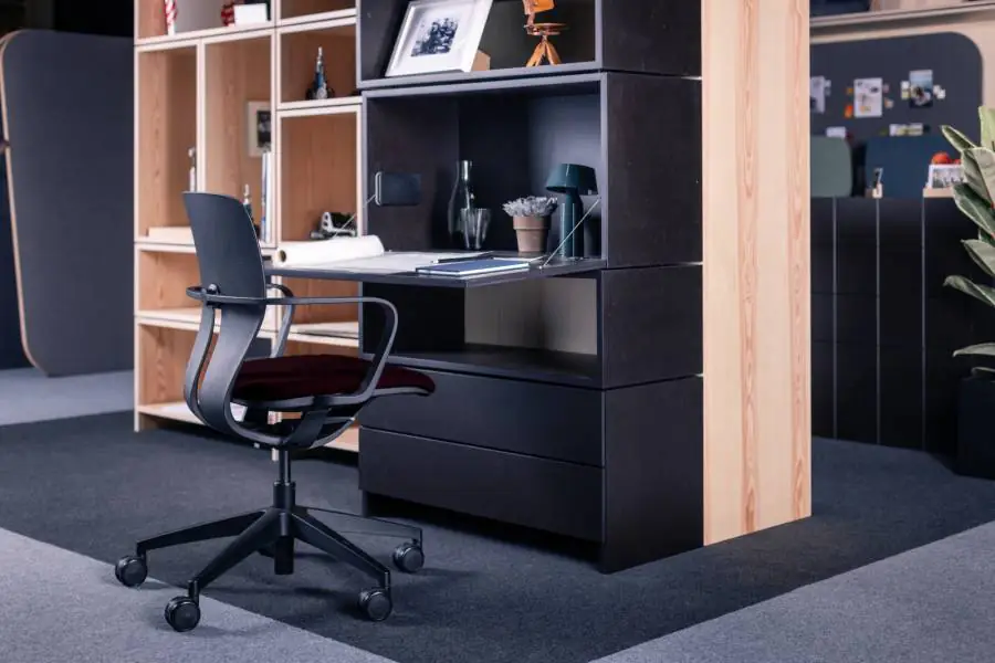 Kloeber_Lim_Black Week Sale_2023 Klöber-Stuhl